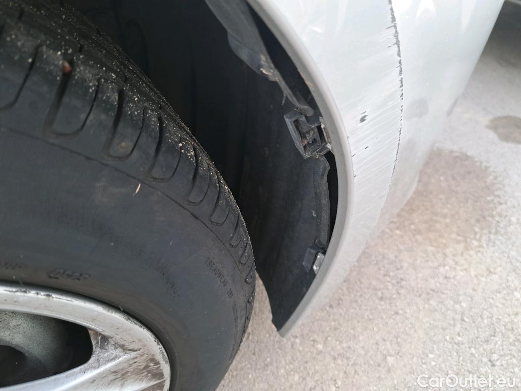  Toyota  Corolla TOYOTA  / 2019 / 5P / familiar 1.8 125H ACTIVE TECH E-CVT TOU SPORT #35