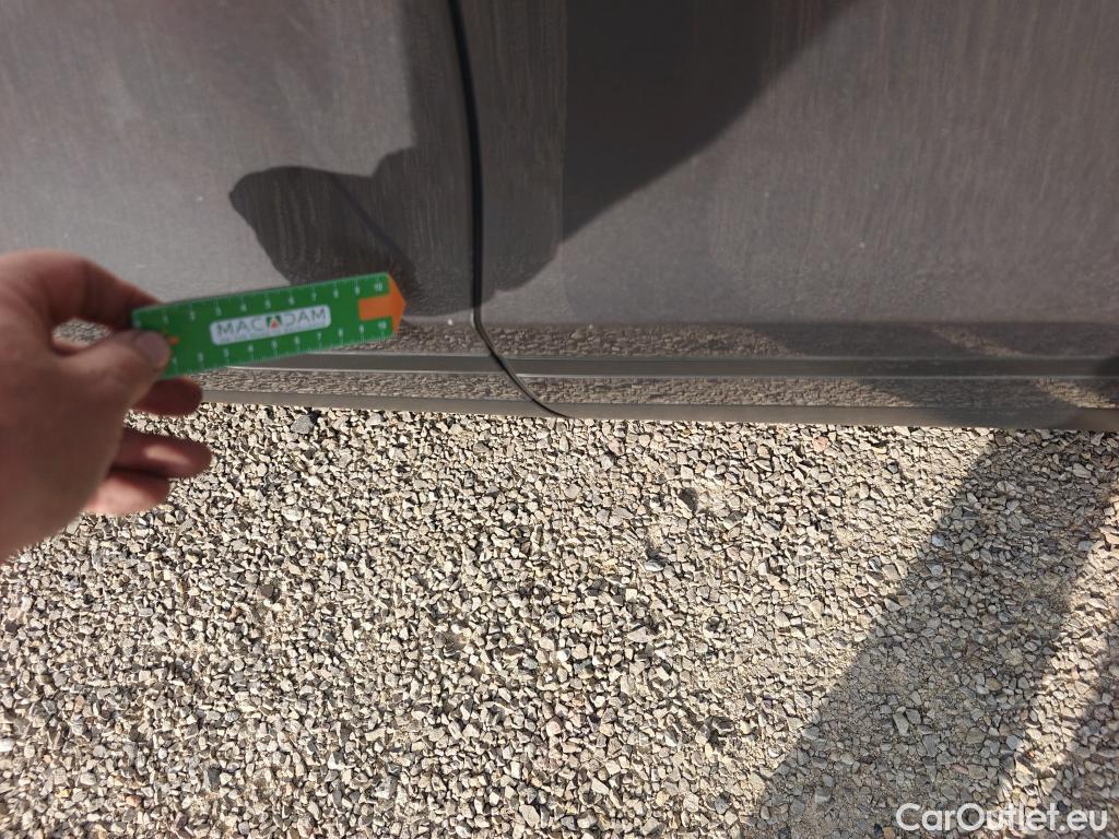  Land Rover  Range Rover LAND ROVER  Velar / 2017 / 5P / todoterreno 2.0 I4 PHEV 297kW (404CV) S 4WD Auto #42