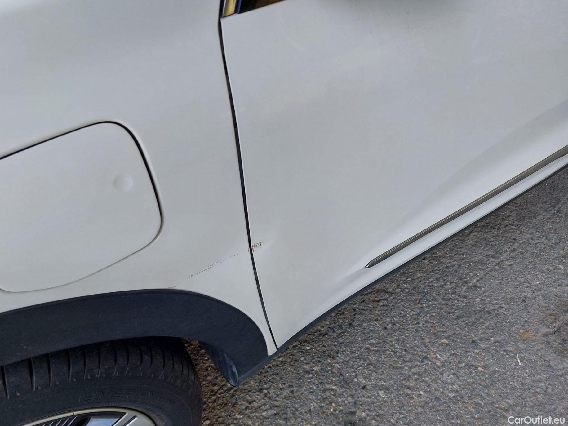  KIA  Niro KIA  / 2019 / 5P / crossover 1.6 GDi PHEV 104kW (141CV) Drive #13