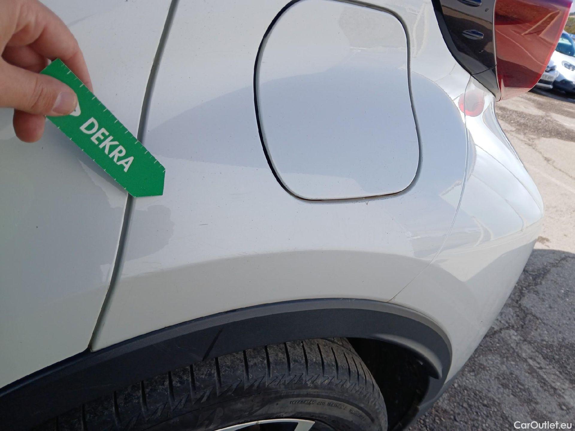  Toyota  C-HR TOYOTA  / 2019 / 5P / todoterreno 1.8 125H Advance #37