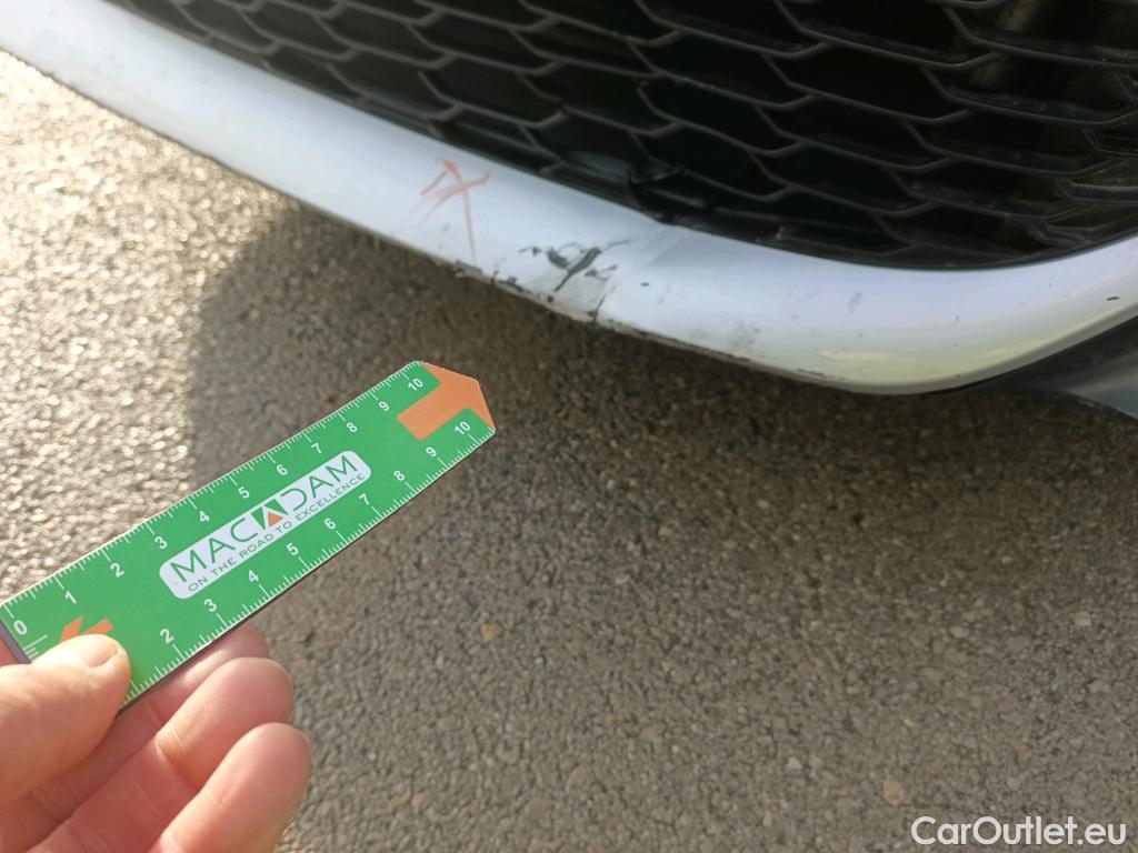  Toyota  Corolla TOYOTA  / 2019 / 5P / familiar 1.8 125H BUSINESS E-CVT TOURING SPORT #22