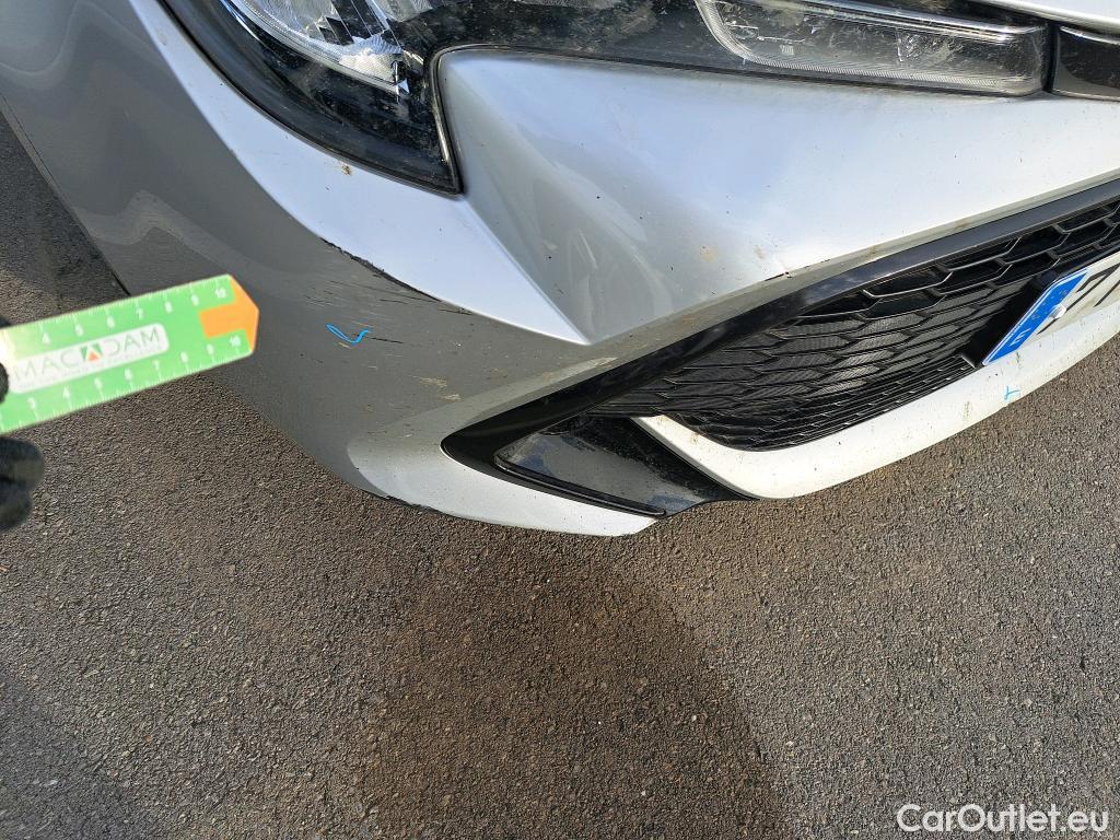  Toyota  Corolla TOYOTA  / 2019 / 5P / familiar 1.8 125H ACTIVE TECH E-CVT TOU SPORT #14