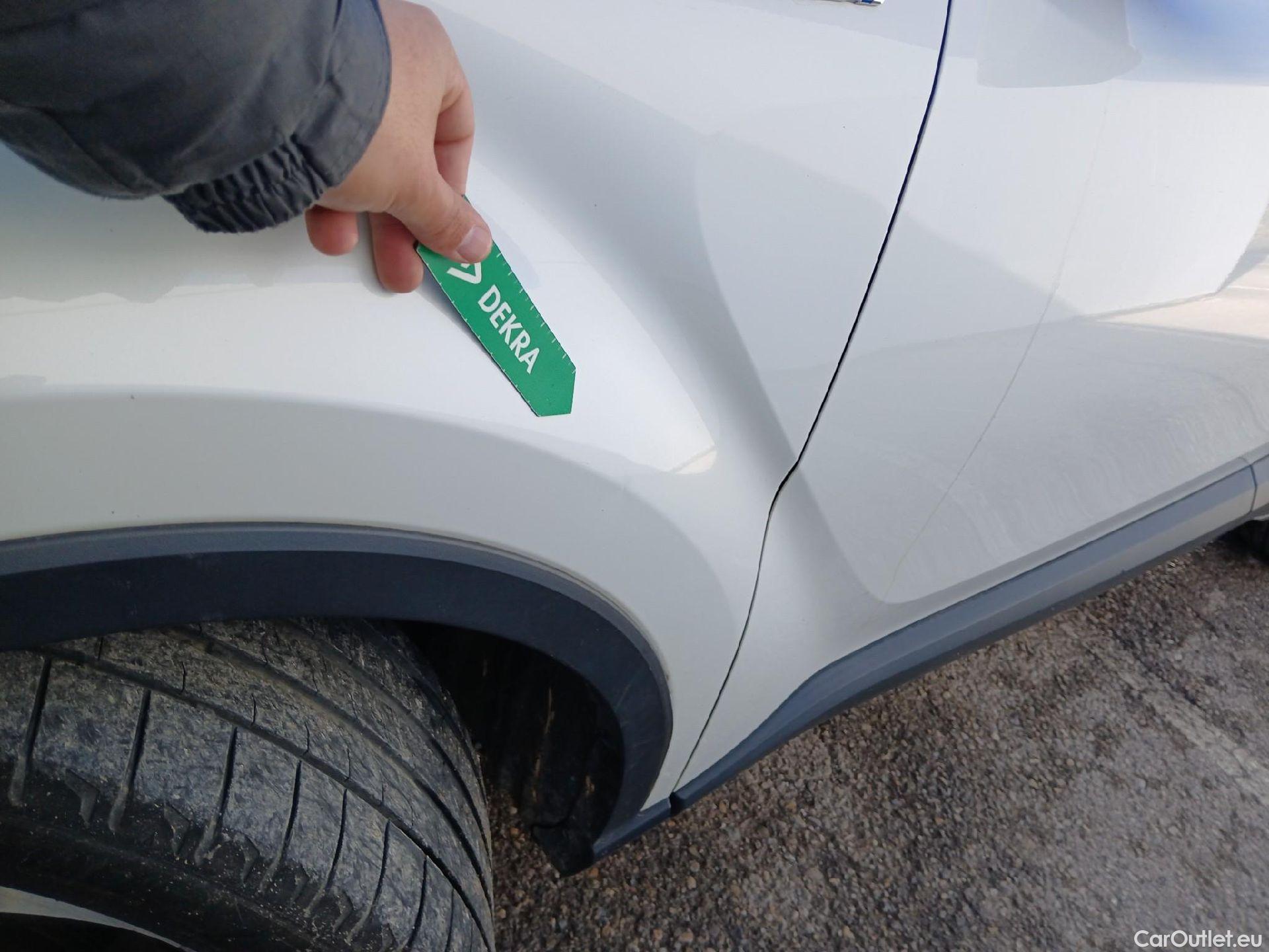  Toyota  C-HR TOYOTA  / 2019 / 5P / todoterreno 1.8 125H Advance #27