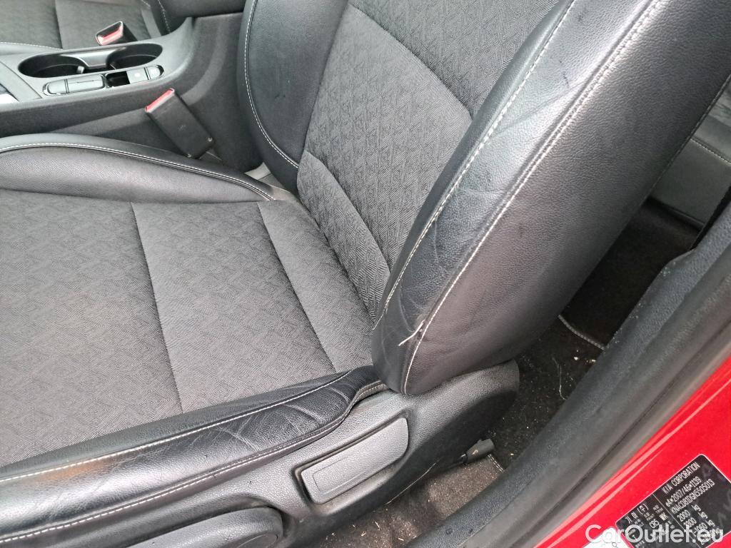  KIA  Niro KIA  / 2019 / 5P / crossover 1.6 GDi PHEV 104kW (141CV) Drive #5