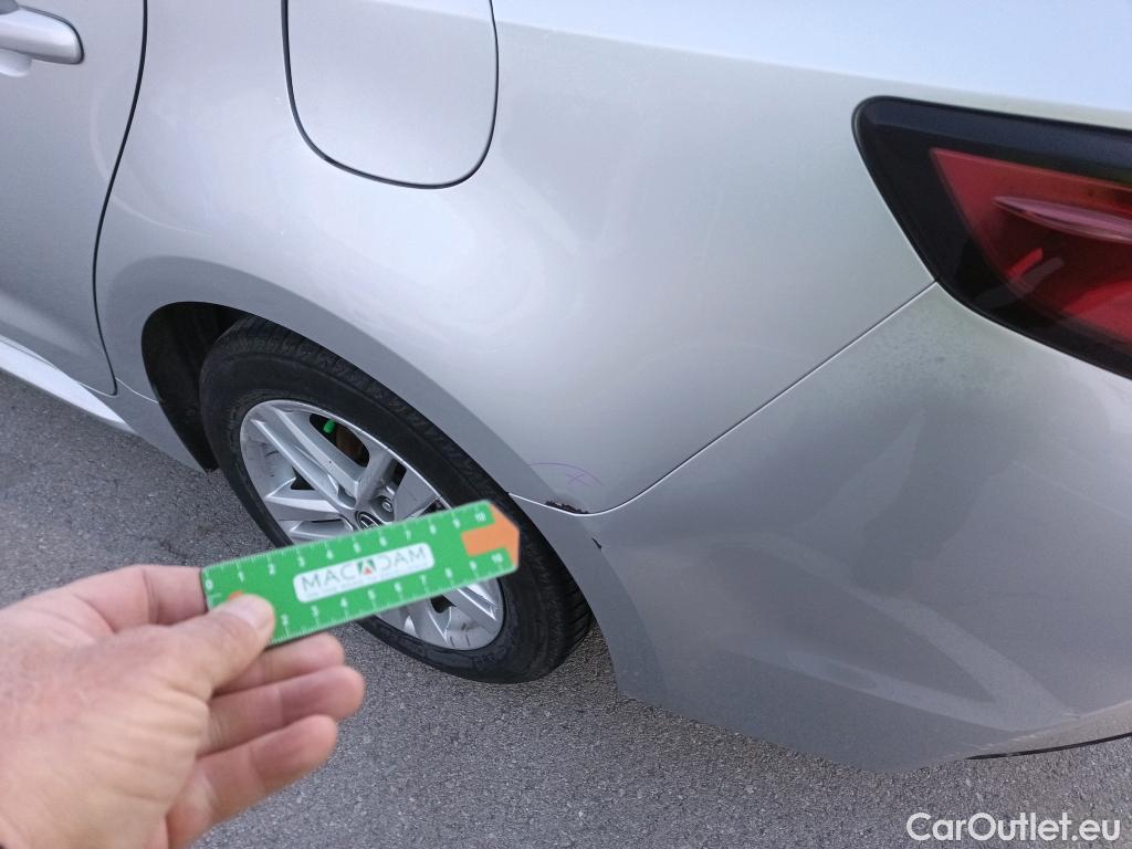  Toyota  Corolla TOYOTA  / 2019 / 5P / familiar 1.8 125H ACTIVE TECH E-CVT TOU SPORT #5