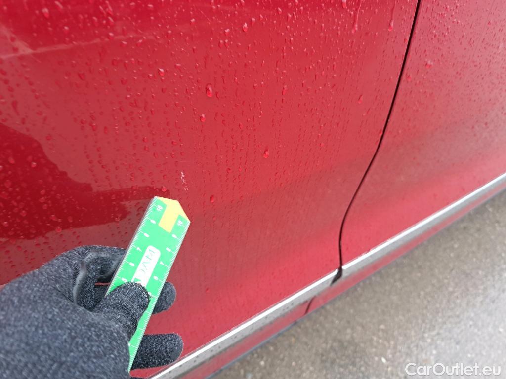  KIA  Niro KIA  / 2019 / 5P / crossover 1.6 GDi PHEV 104kW (141CV) Drive #23