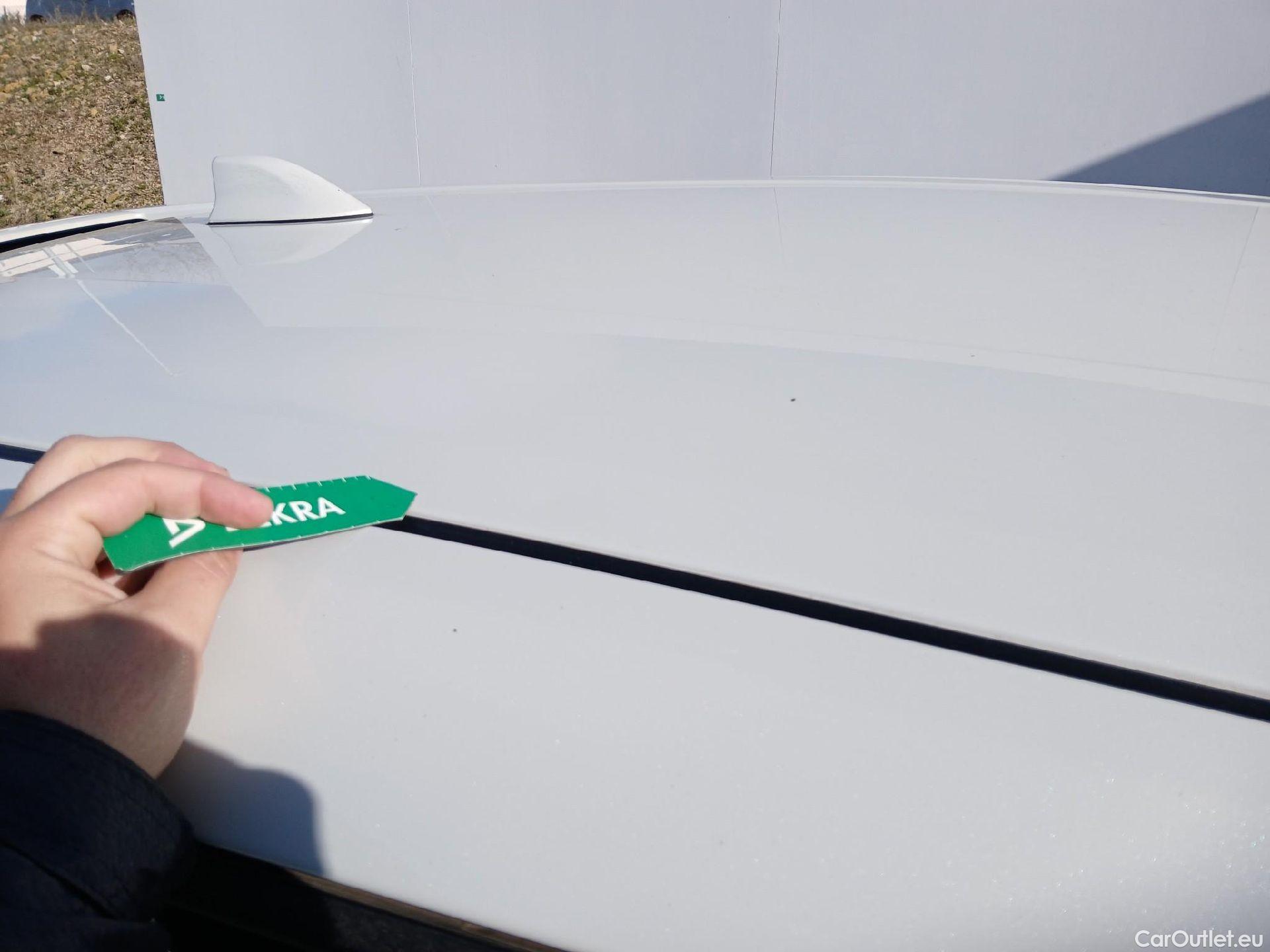  Toyota  C-HR TOYOTA  / 2019 / 5P / todoterreno 1.8 125H Advance #13