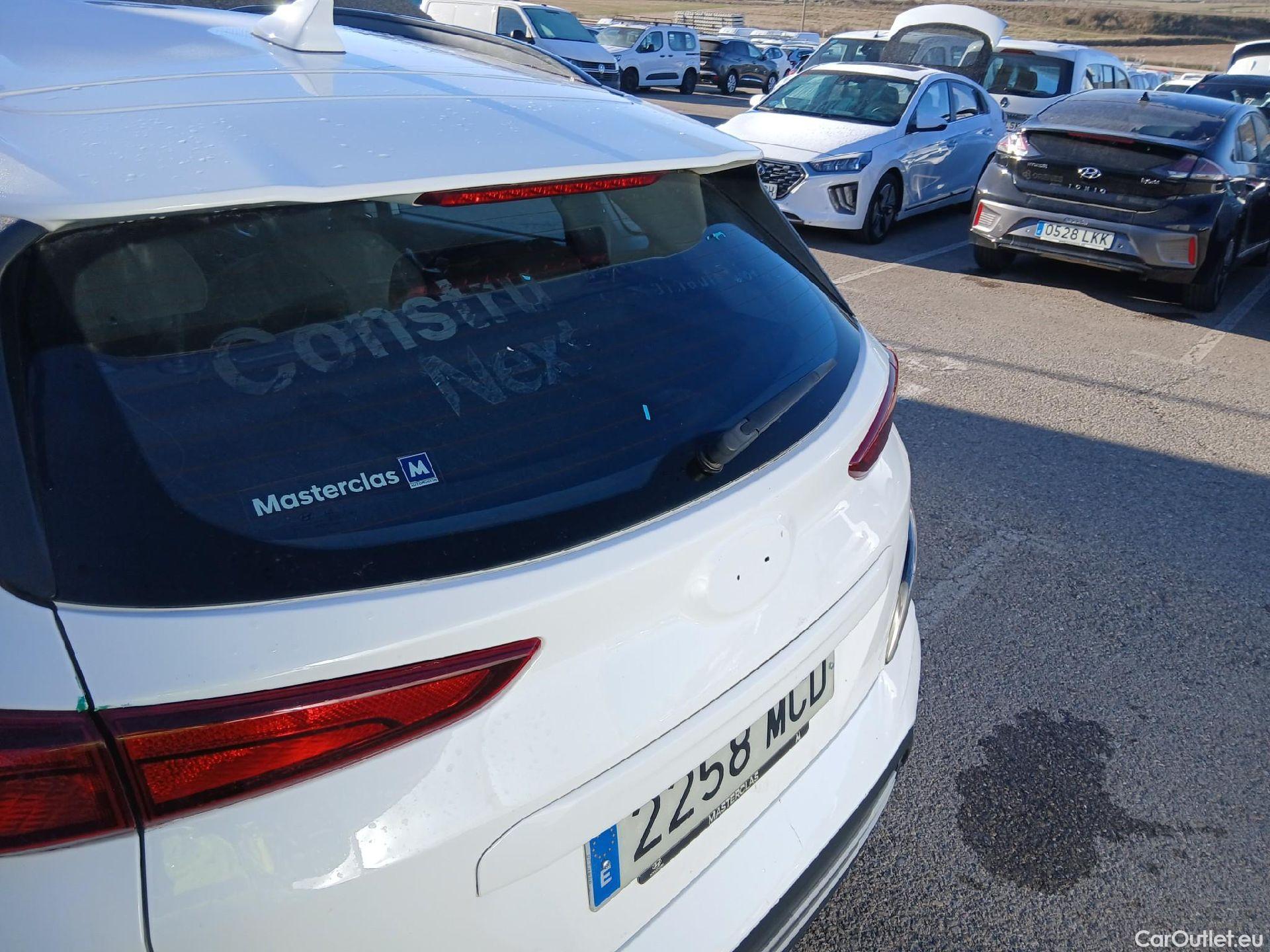  Hyundai  Konna HYUNDAI Kona / 2020 / 5P / todoterreno 100kW EV Maxx #22