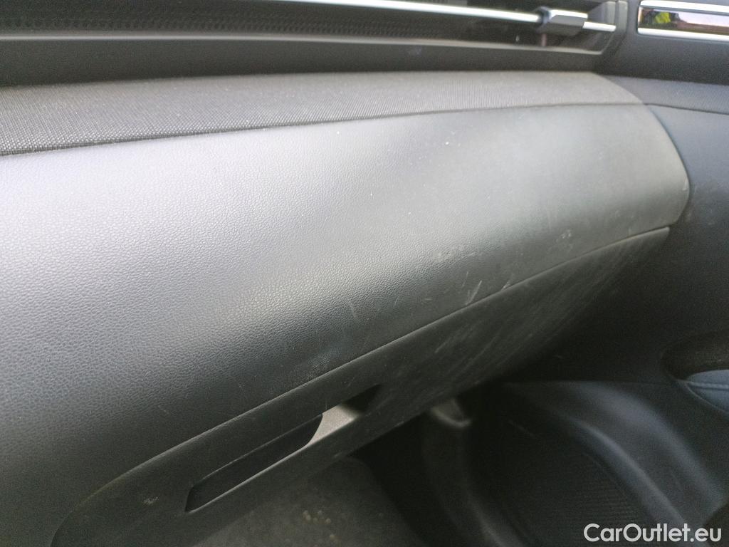  Hyundai  Tucson HYUNDAI  / 2020 / 5P / todoterreno 1.6 TGDI PHEV 195kW Tecno Sky Auto 4x4 #9