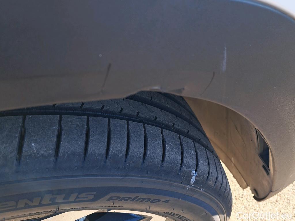  Hyundai  Tucson HYUNDAI  / 2020 / 5P / todoterreno 1.6 TGDI PHEV 195kW Tecno Sky Auto 4x4 #6