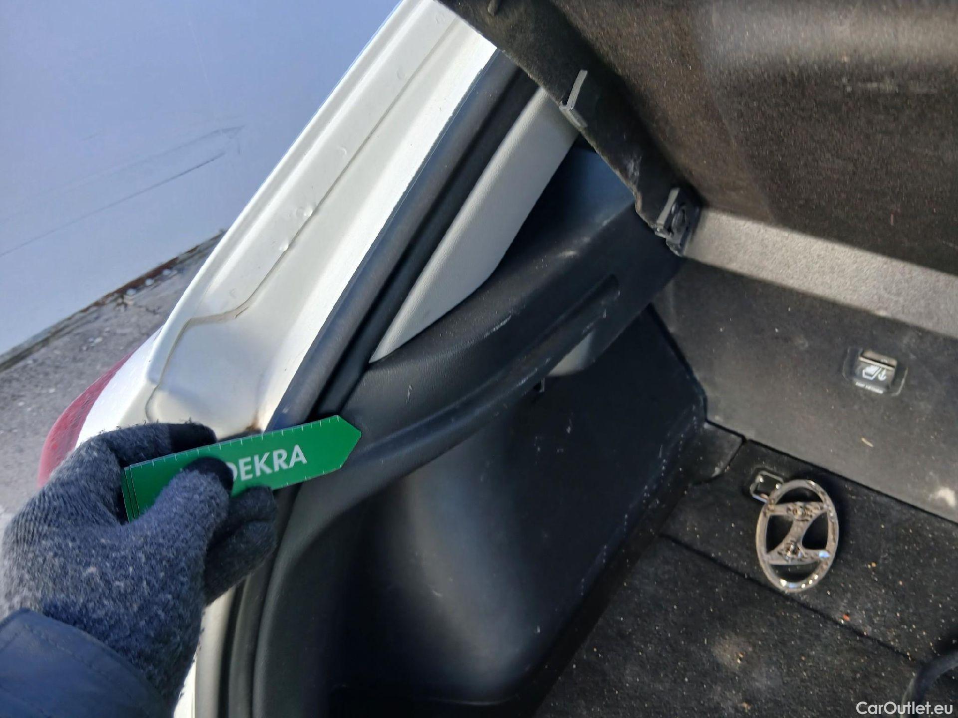  Hyundai  Konna HYUNDAI Kona / 2020 / 5P / todoterreno 100kW EV Maxx #46