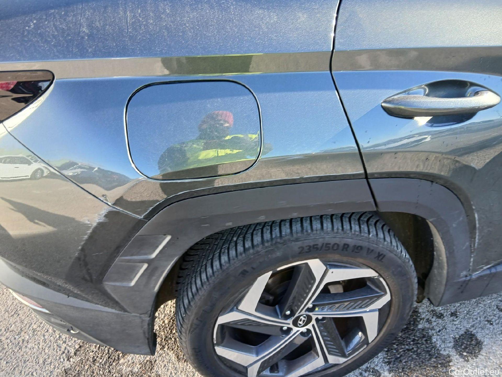  Hyundai  Tucson HYUNDAI  / 2020 / 5P / todoterreno 1.6 TGDI PHEV 195kW Tecno Sky Auto 4x4 #27