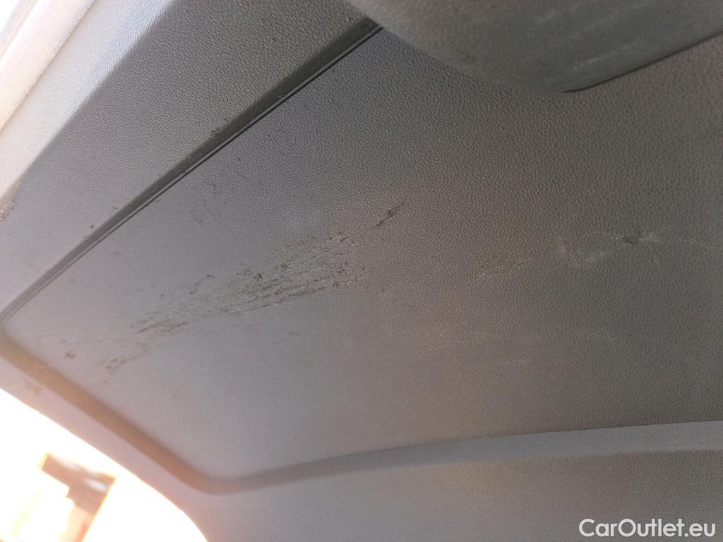  Skoda  Octavia SKODA  / 2016 / 5P / familiar Combi 1.6 TDI CR 85KW (115CV) Ambition #12