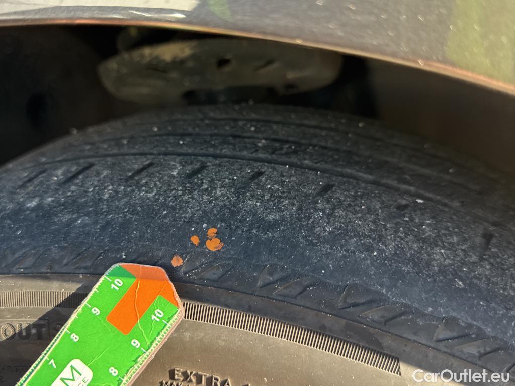  Peugeot  508 PEUGEOT  / 2018 / 5P / berlina con portón 5P GT Line BlueHDi 120kW (160) S&S EAT8 #4