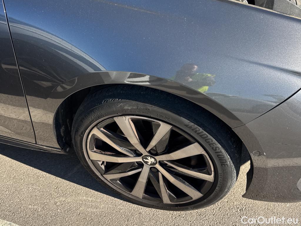  Peugeot  508 PEUGEOT  / 2018 / 5P / berlina con portón 5P GT Line BlueHDi 120kW (160) S&S EAT8 #11