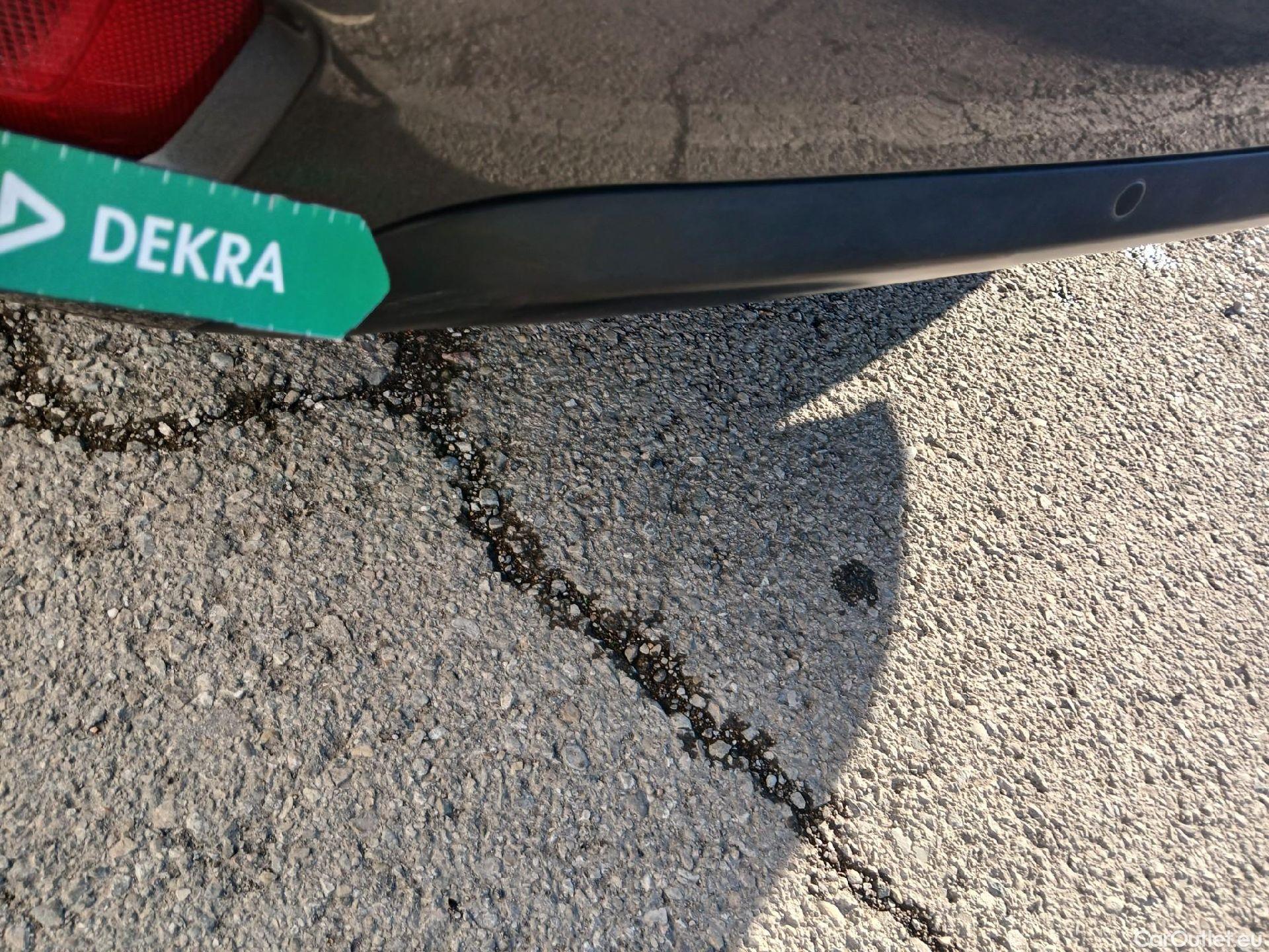  Citroen  C4 Picasso CITROEN  5p 2G monovolumen compac PureTech 96KW (130CV) S&S 6v Shine #28