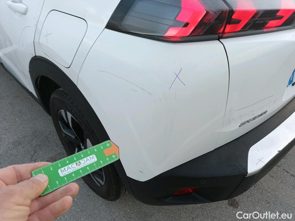  Peugeot  2008 PEUGEOT  / 2019 / 5P / todoterreno Allure BlueHDI 81kW (110CV) #34