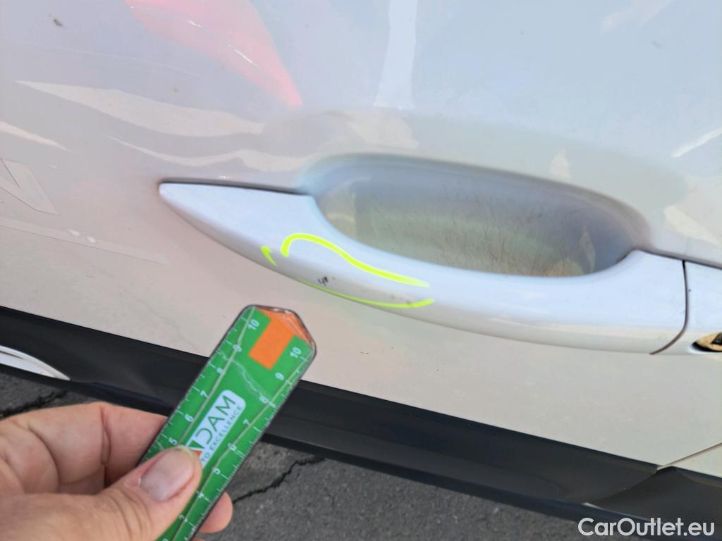  Citroen  C3 CITROEN  / 2020 / 5P / berlina con portón PureTech 60KW (83CV) Feel Pack #33