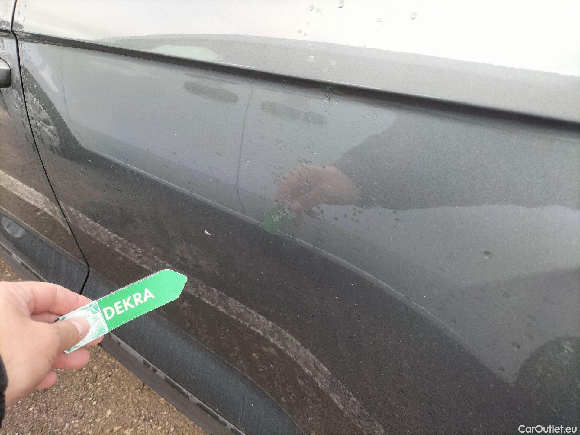  Volkswagen  T-ROC VOLKSWAGEN  / 2017 / 5P / todoterreno Advance 2.0 TDI 85kW (115CV) #15