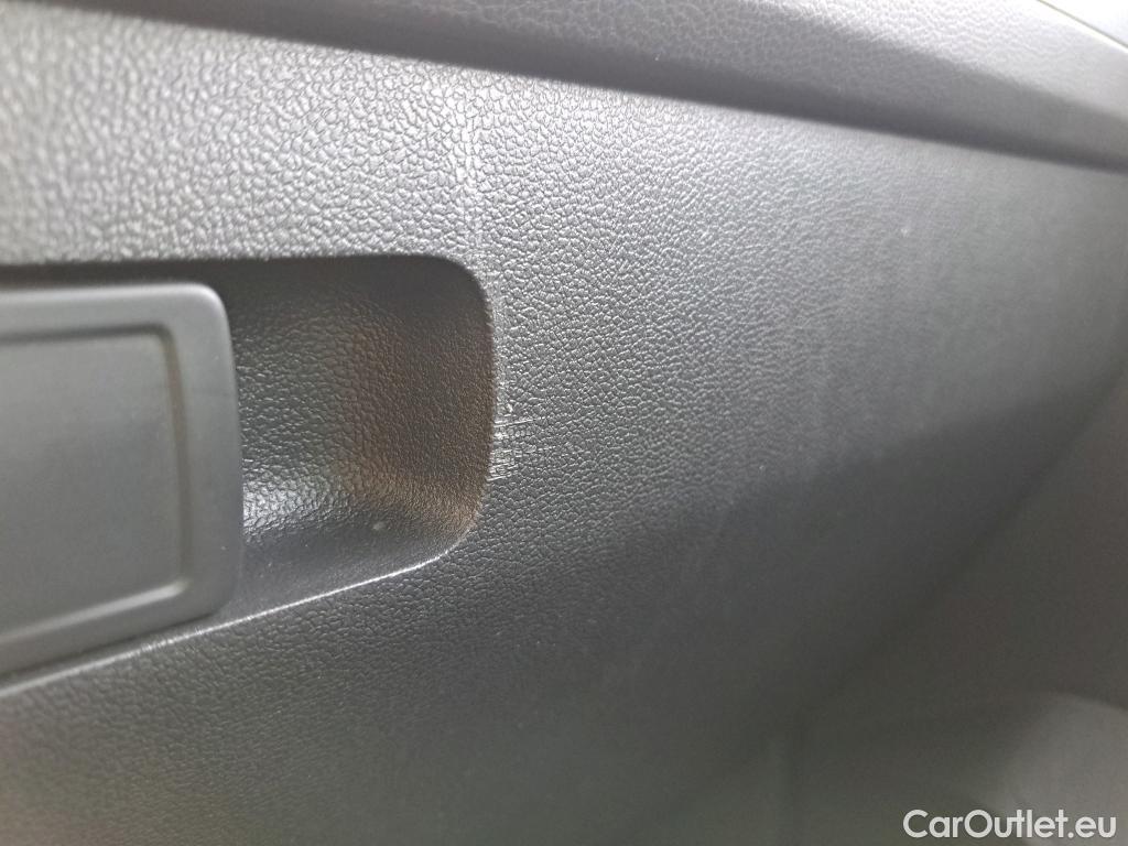  Volkswagen  Tiguan VOLKSWAGEN  / 2020 / 5P / todoterreno Life 1.4 TSI eHybrid 180kW (245CV) DSG #38