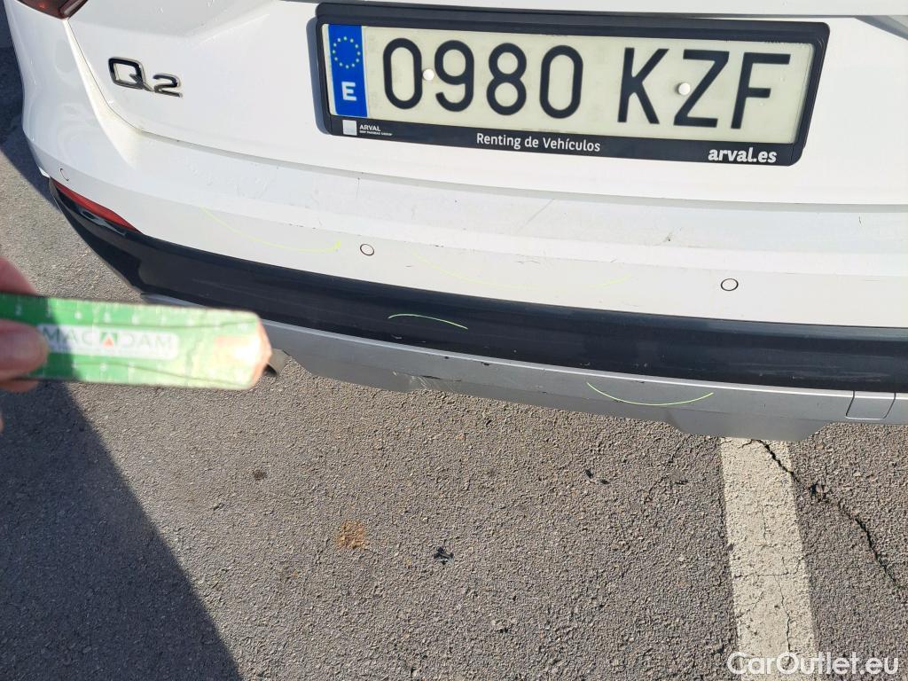  Audi  Q2 AUDI  / 2016 / 5P / todoterreno Design 35 TFSI 110kW (150CV) S tronic #29