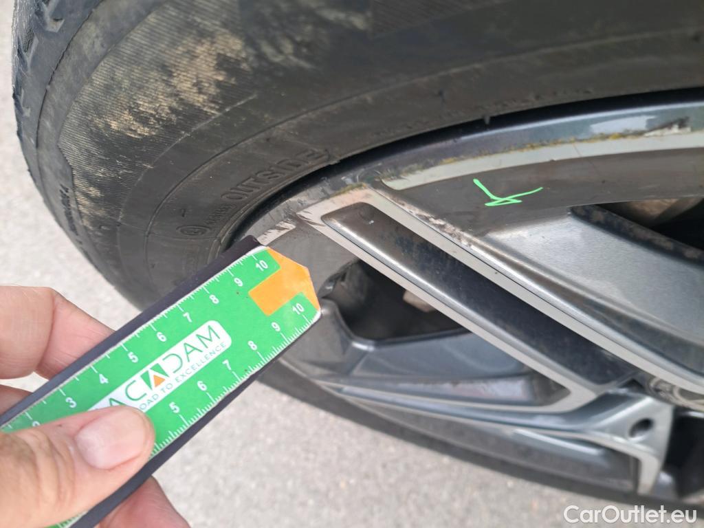  Mercedes  G-Klasee MERCEDES-BENZ GLC Coupé / 2019 / 5P / coupé GLC 220 d 4MATIC #9