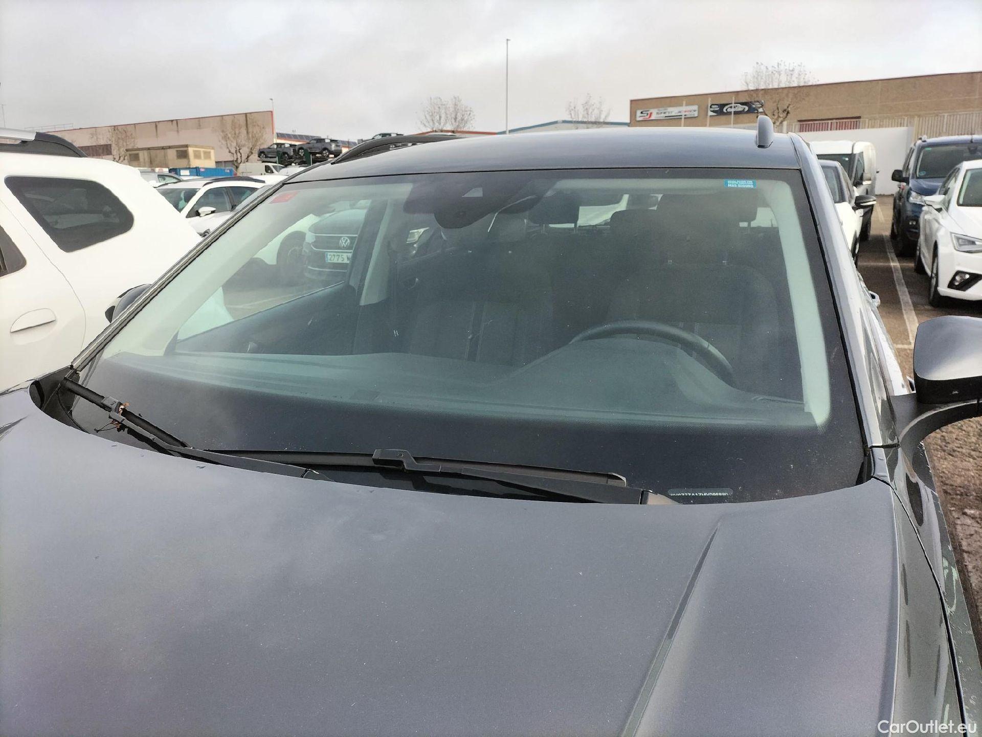  Volkswagen  T-ROC VOLKSWAGEN  / 2017 / 5P / todoterreno Advance 2.0 TDI 85kW (115CV) #8