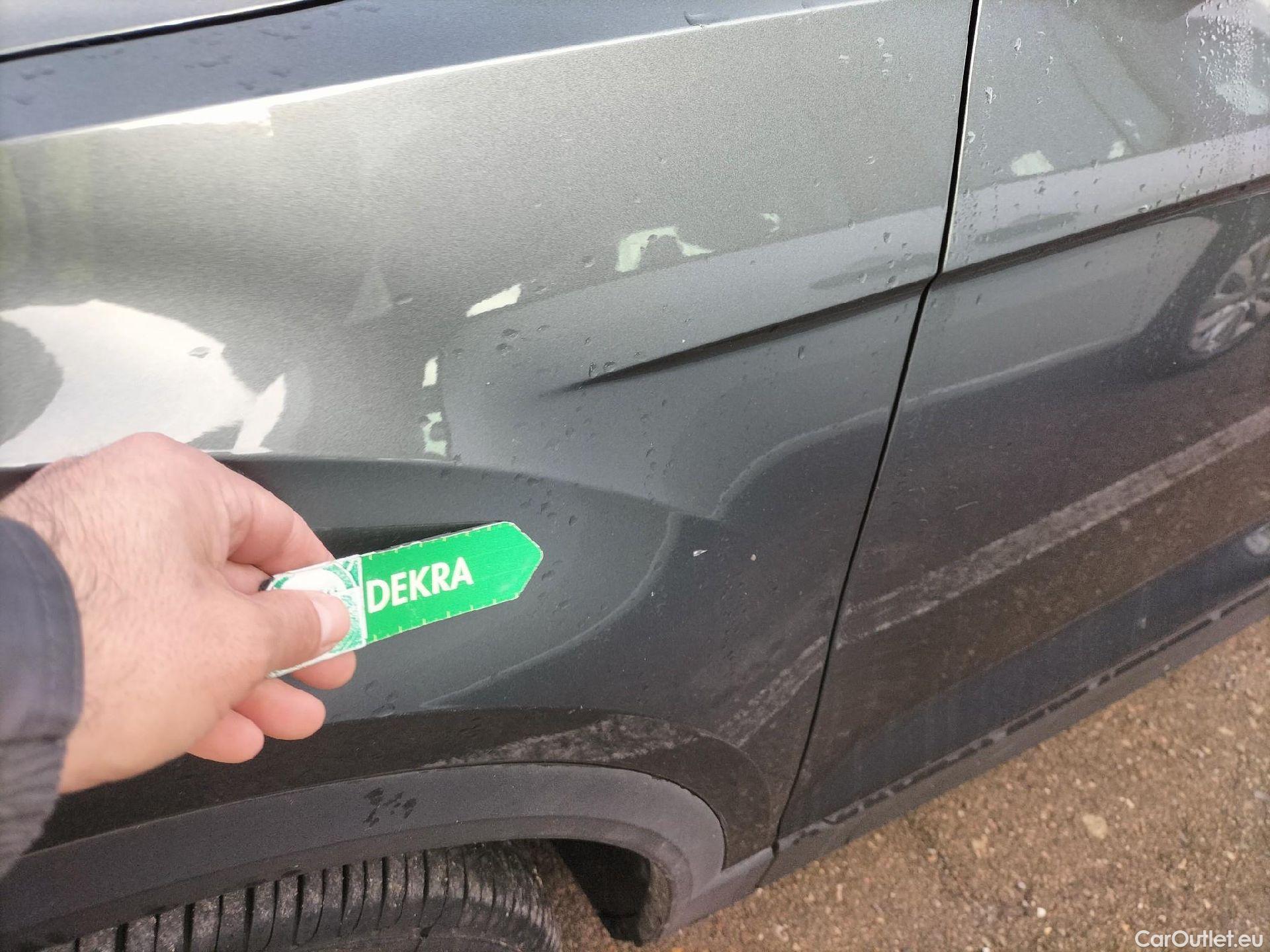  Volkswagen  T-ROC VOLKSWAGEN  / 2017 / 5P / todoterreno Advance 2.0 TDI 85kW (115CV) #10