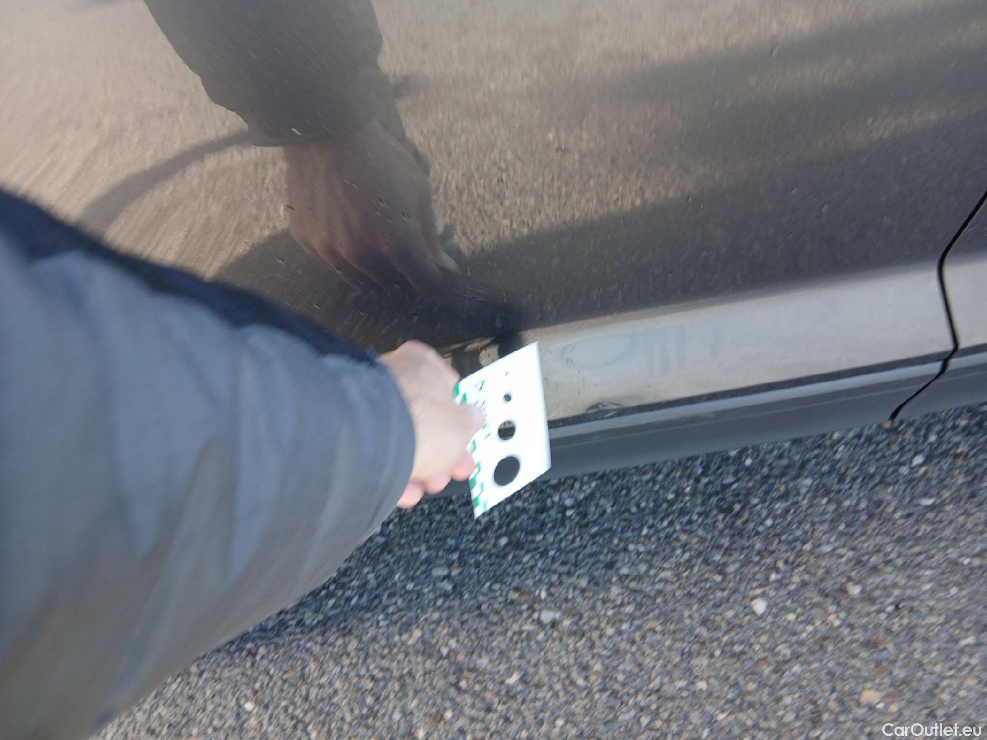  Volkswagen  T-ROC VOLKSWAGEN  / 2017 / 5P / todoterreno Advance 2.0 TDI 110kW (150CV) DSG (AC2) #7