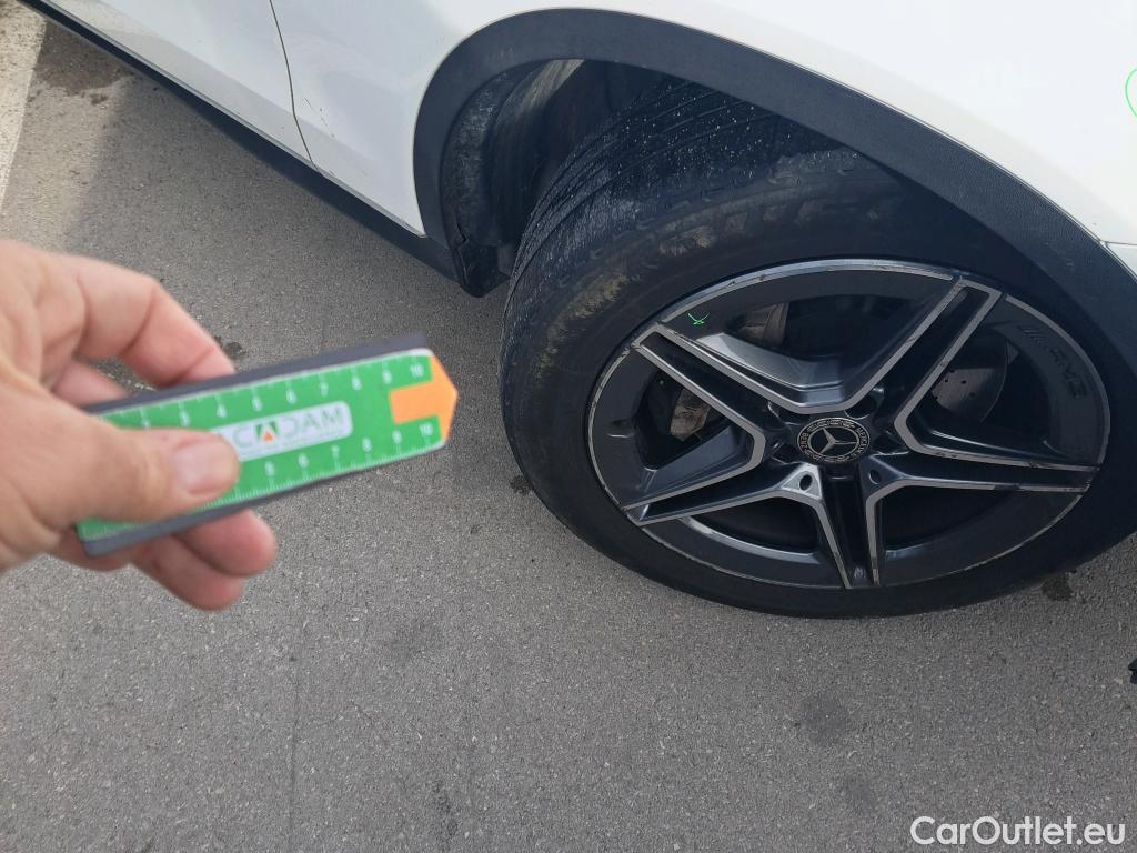  Mercedes  G-Klasee MERCEDES-BENZ GLC Coupé / 2019 / 5P / coupé GLC 220 d 4MATIC #8