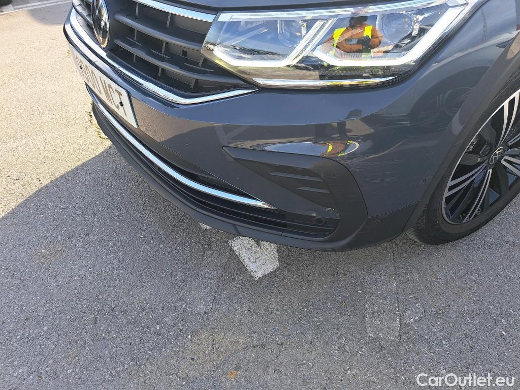  Volkswagen  Tiguan VOLKSWAGEN  / 2020 / 5P / todoterreno Life 1.4 TSI eHybrid 180kW (245CV) DSG #15
