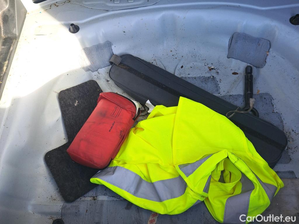  Audi  Q2 AUDI  / 2016 / 5P / todoterreno Design 35 TFSI 110kW (150CV) S tronic #10