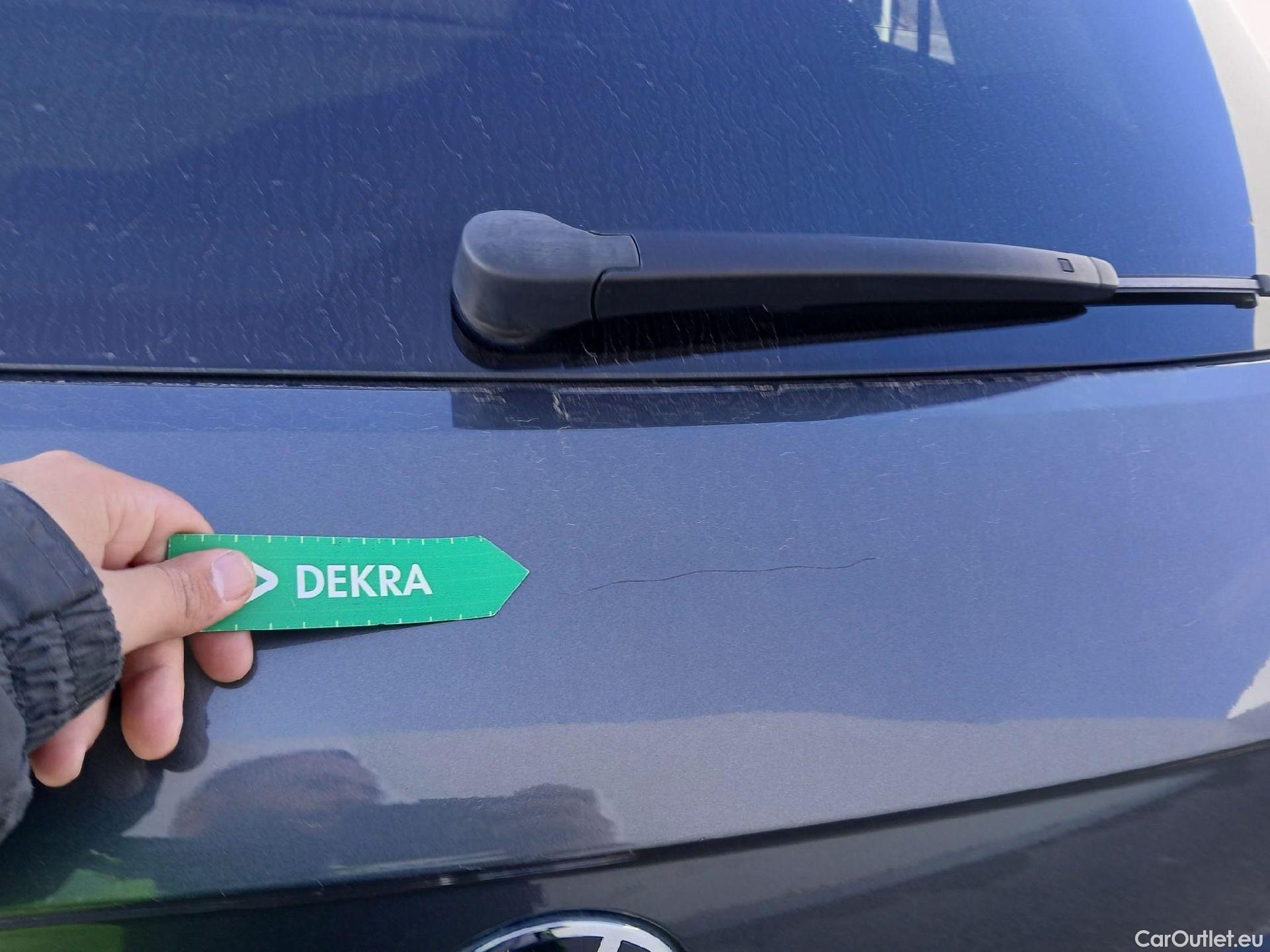  Volkswagen  T-ROC VOLKSWAGEN  / 2017 / 5P / todoterreno Advance 2.0 TDI 110kW (150CV) DSG (AC2) #19