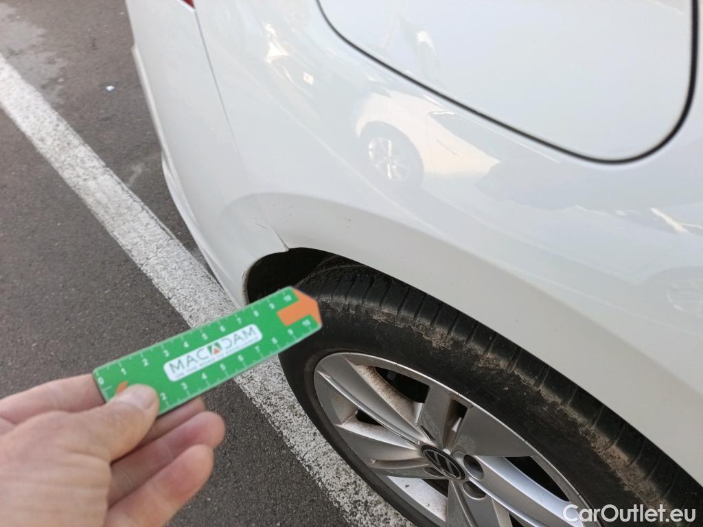  Volkswagen  Golf  VOLKSWAGEN / 2020 / 5P / berlina con portón Life 1.0 eTSI 81kW (110CV) DSG #1