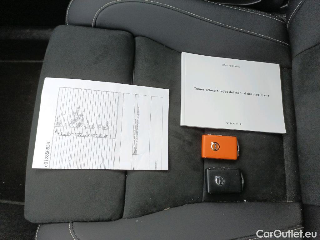  Volvo  XC 40 VOLVO XC40 / 2021 / 5P / todoterreno 1.5 T5 Recharge PHEV Plus Dark Auto #7