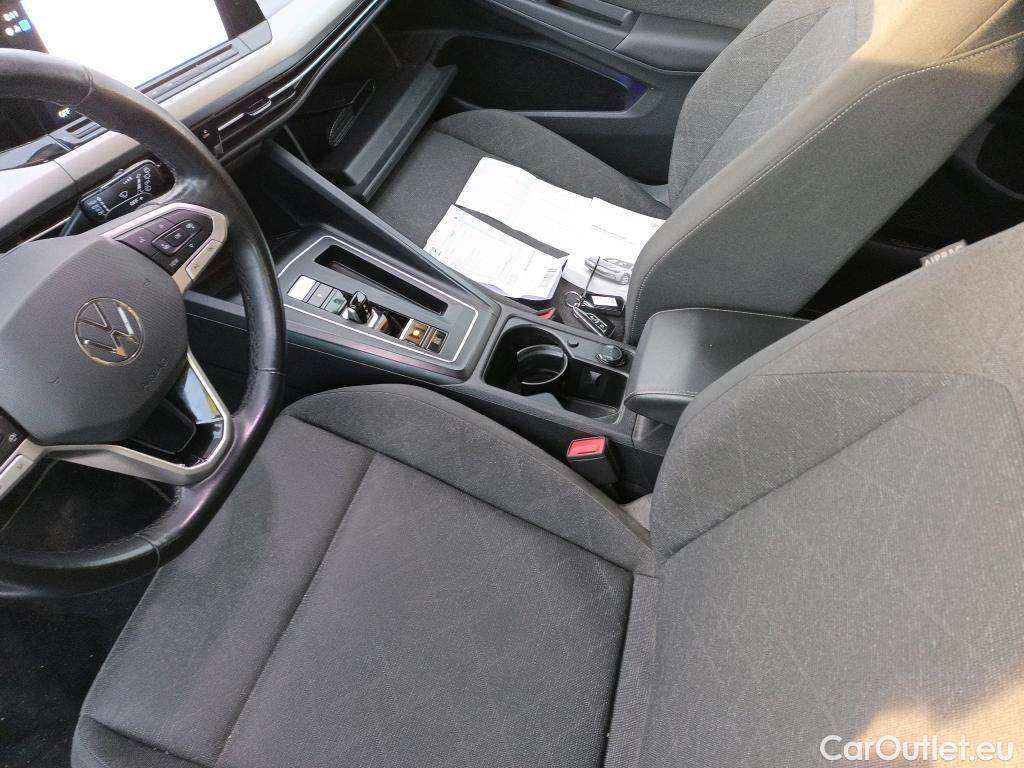  Volkswagen  Golf  VOLKSWAGEN / 2020 / 5P / berlina con portón Life 1.0 eTSI 81kW (110CV) DSG #4