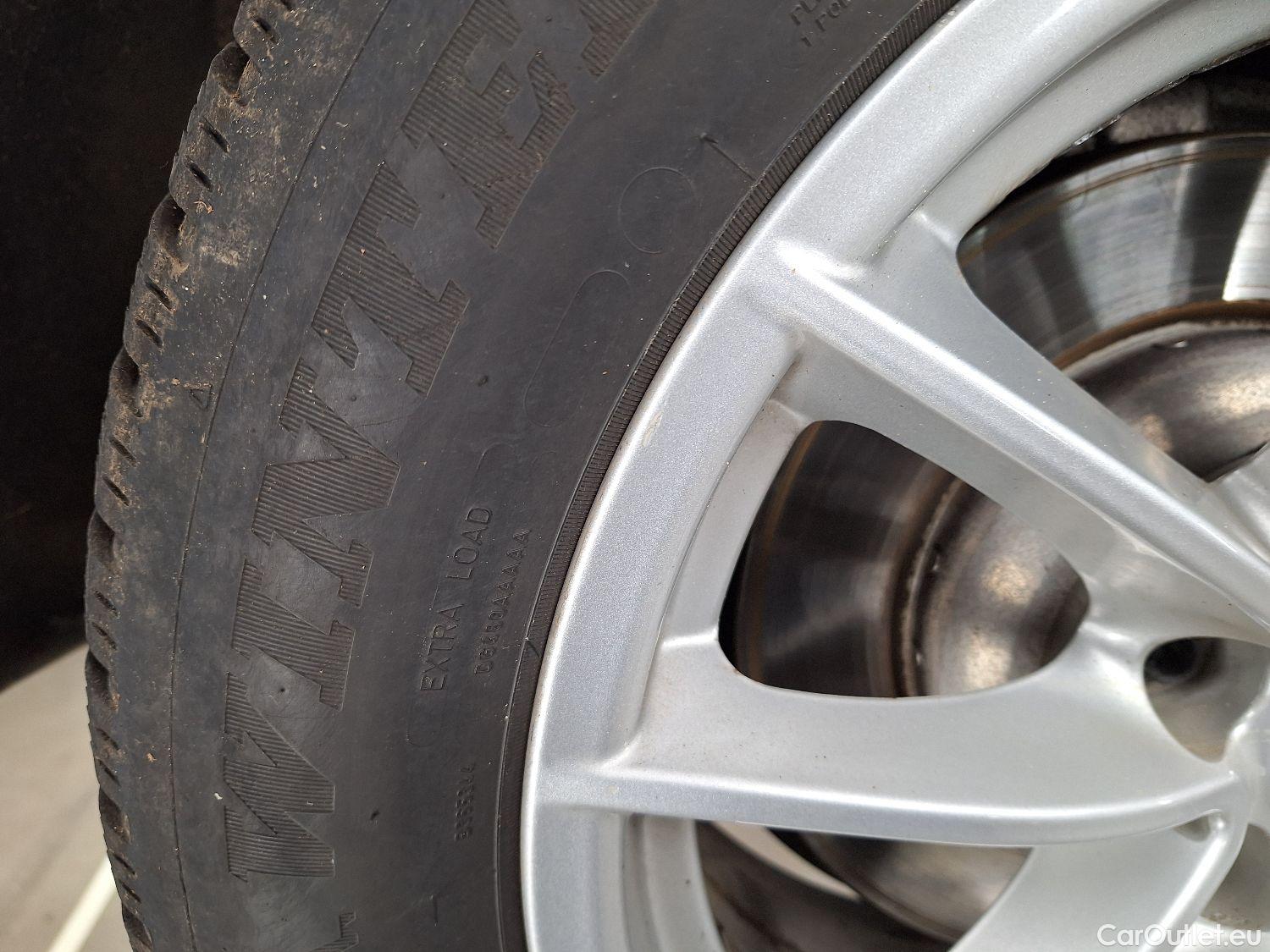  Bmw  Serie 5 BMW, 5-serie To FL'20, BMW 5 Reeks Touring 518d Aut. (100 kW) 5d #2