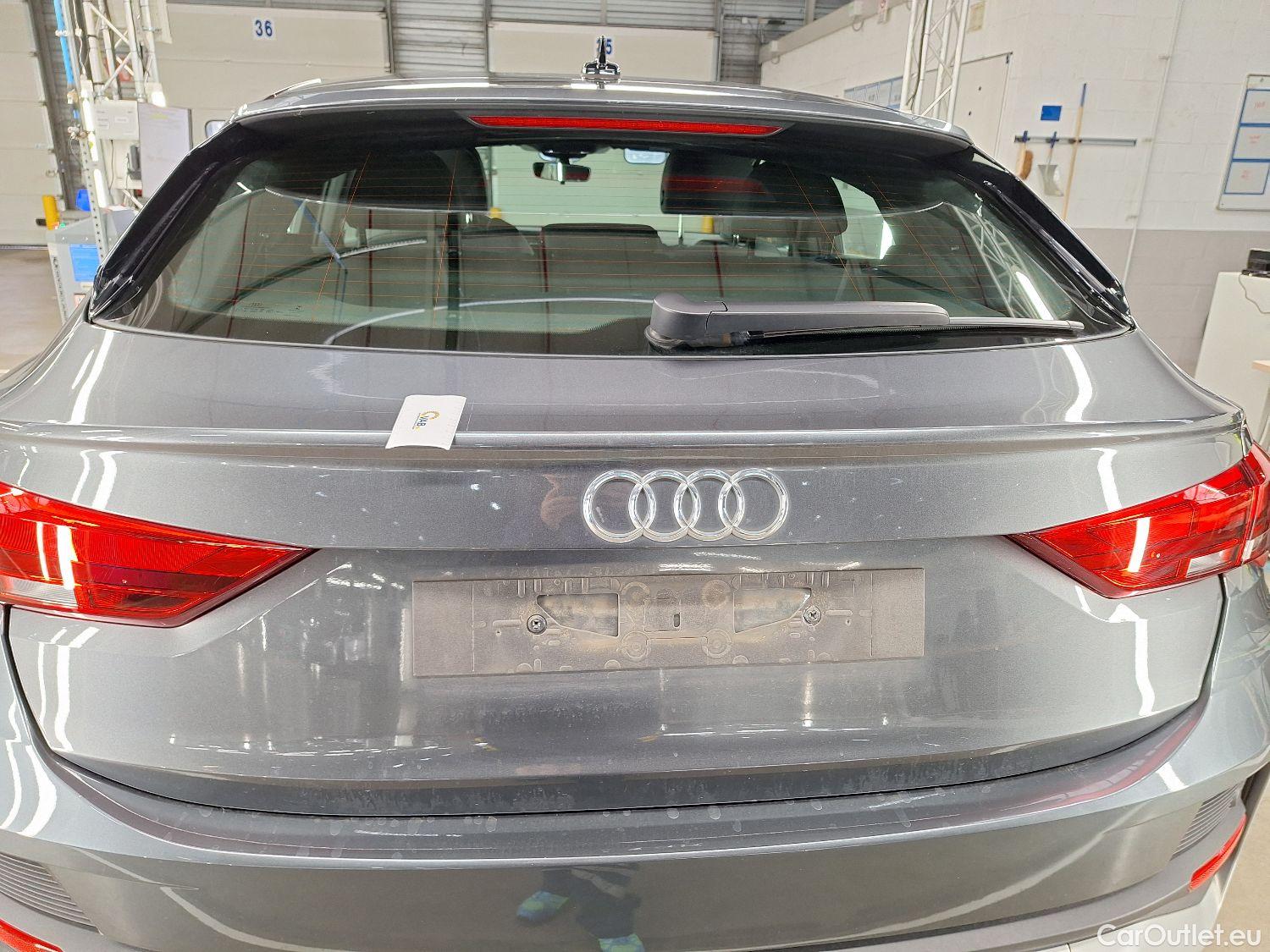  Audi  Q3 Audi,  SB '19 PHEV, Audi  Sportback 45 TFSI e S tronic S Line 5d #35