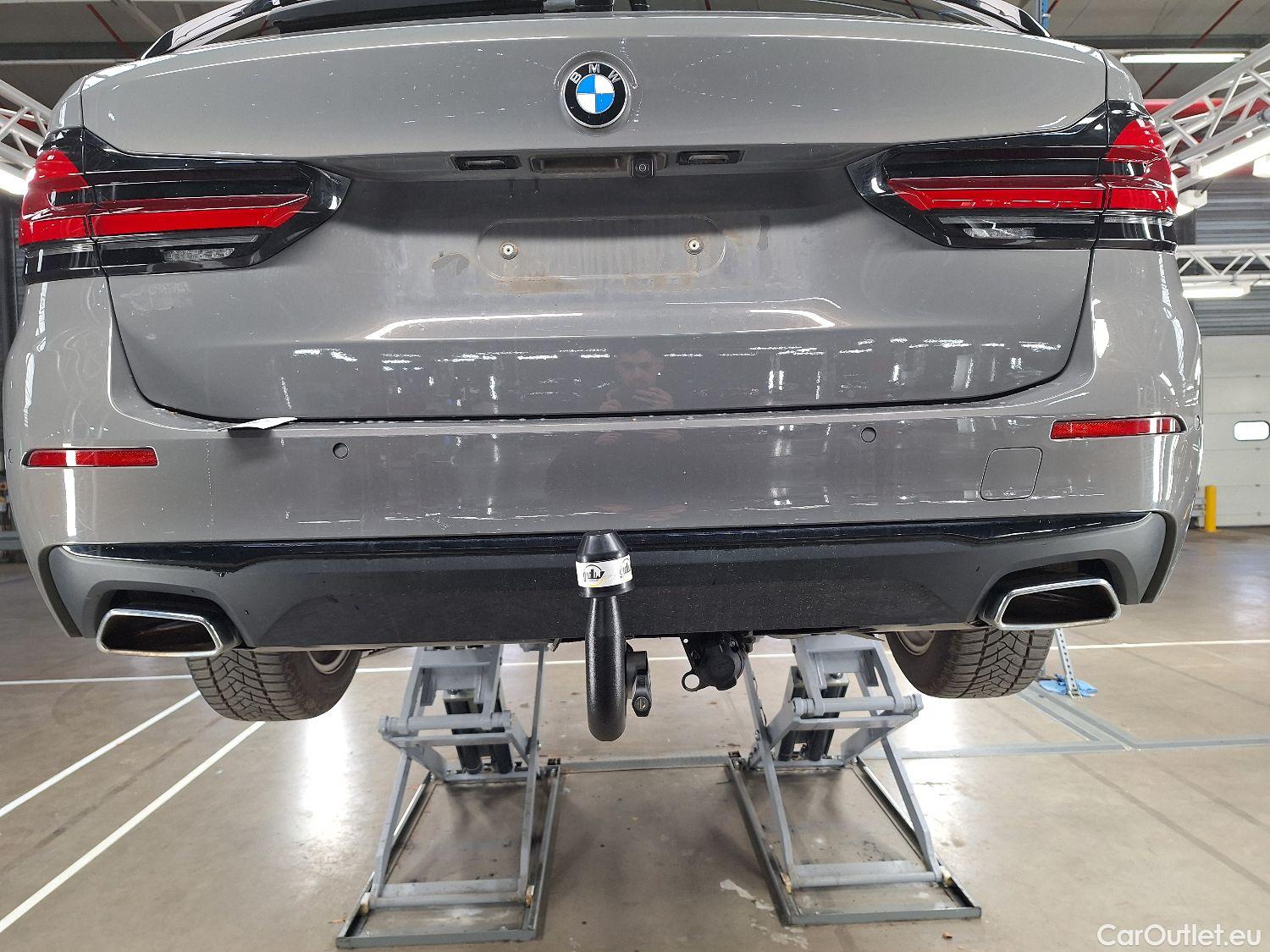  Bmw  Serie 5 BMW, 5-serie To FL'20, BMW 5 Reeks Touring 518d Aut. (100 kW) 5d #3