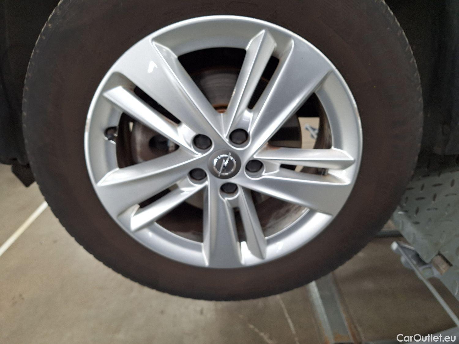  Opel   Grandland X Opel, '17, Opel 1.2 Turbo S/S AT8 Edition 5d #5