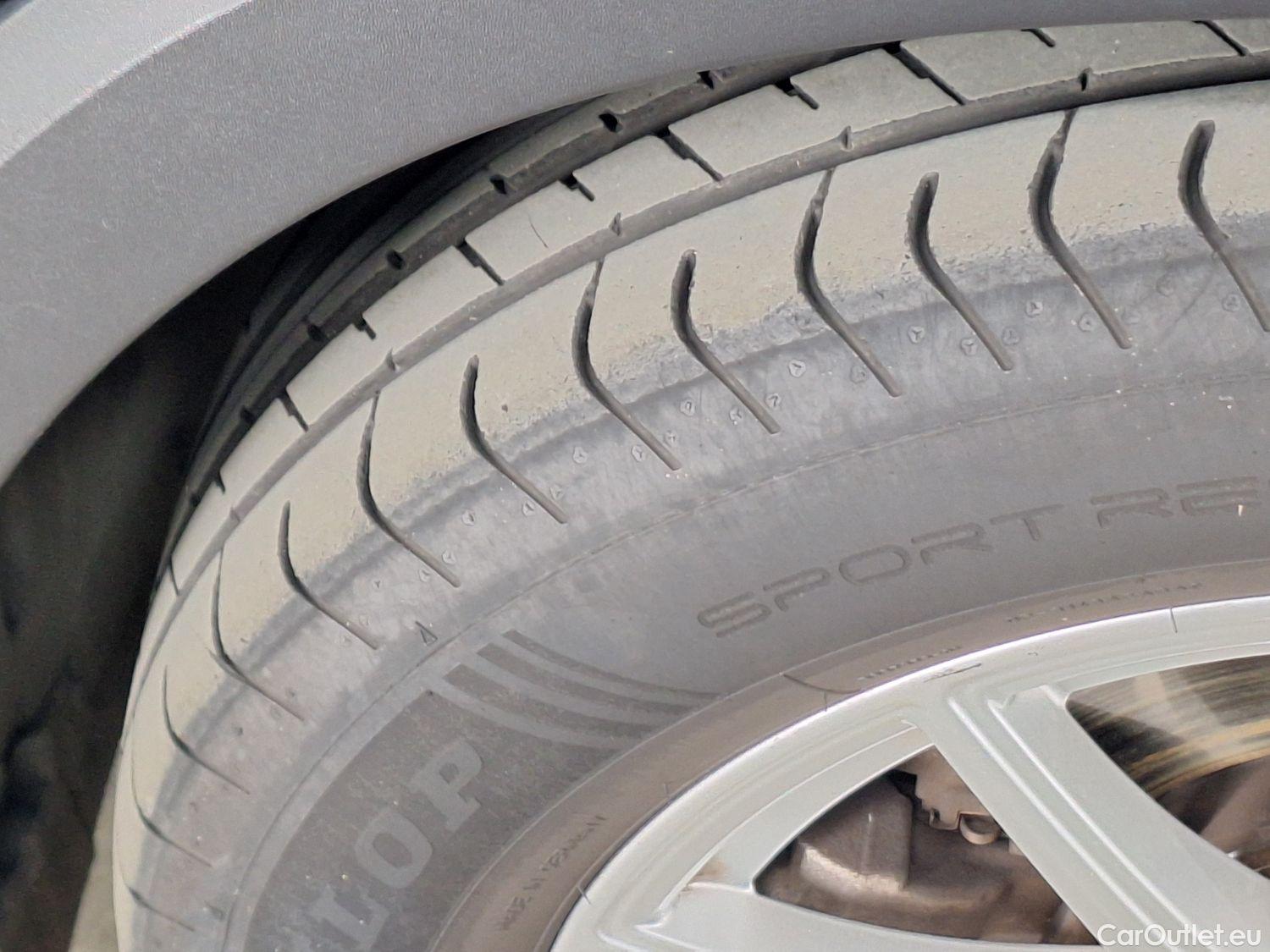  Mercedes  GLB Mercedes,  '19, Mercedes-Benz   180 d Business Solution 5d #60