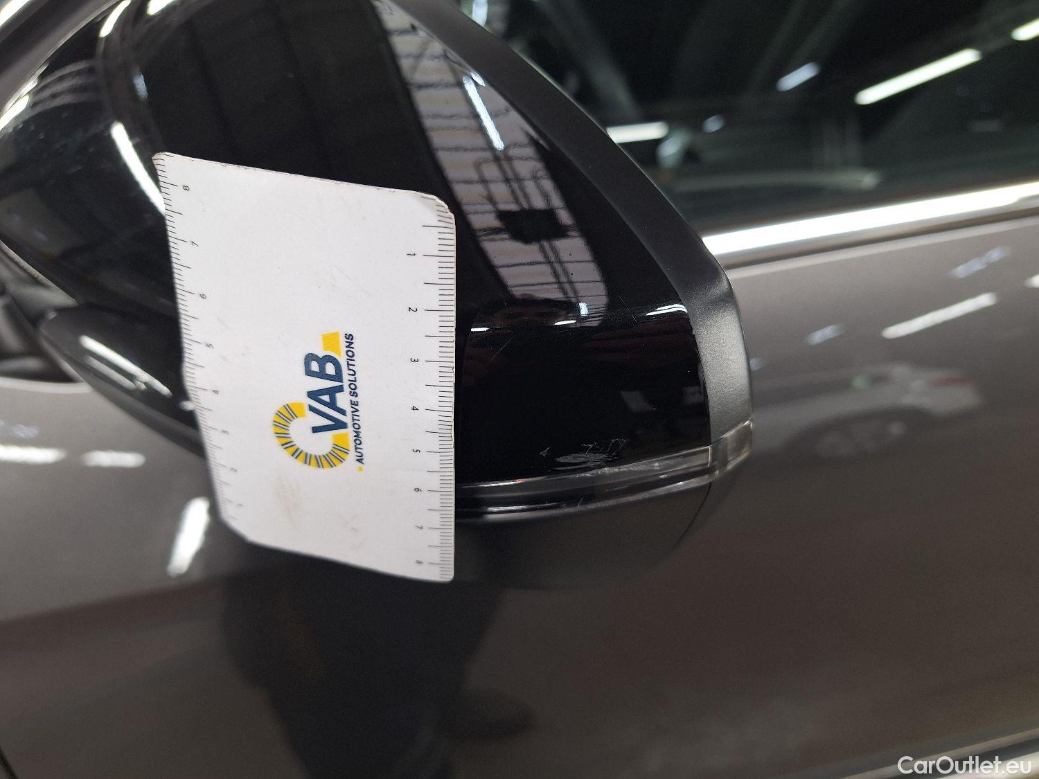  Peugeot  3008 Peugeot,  FL'20, Peugeot  1.5 BlueHDi 96kW S&S EAT8 GT Pack 5d #4