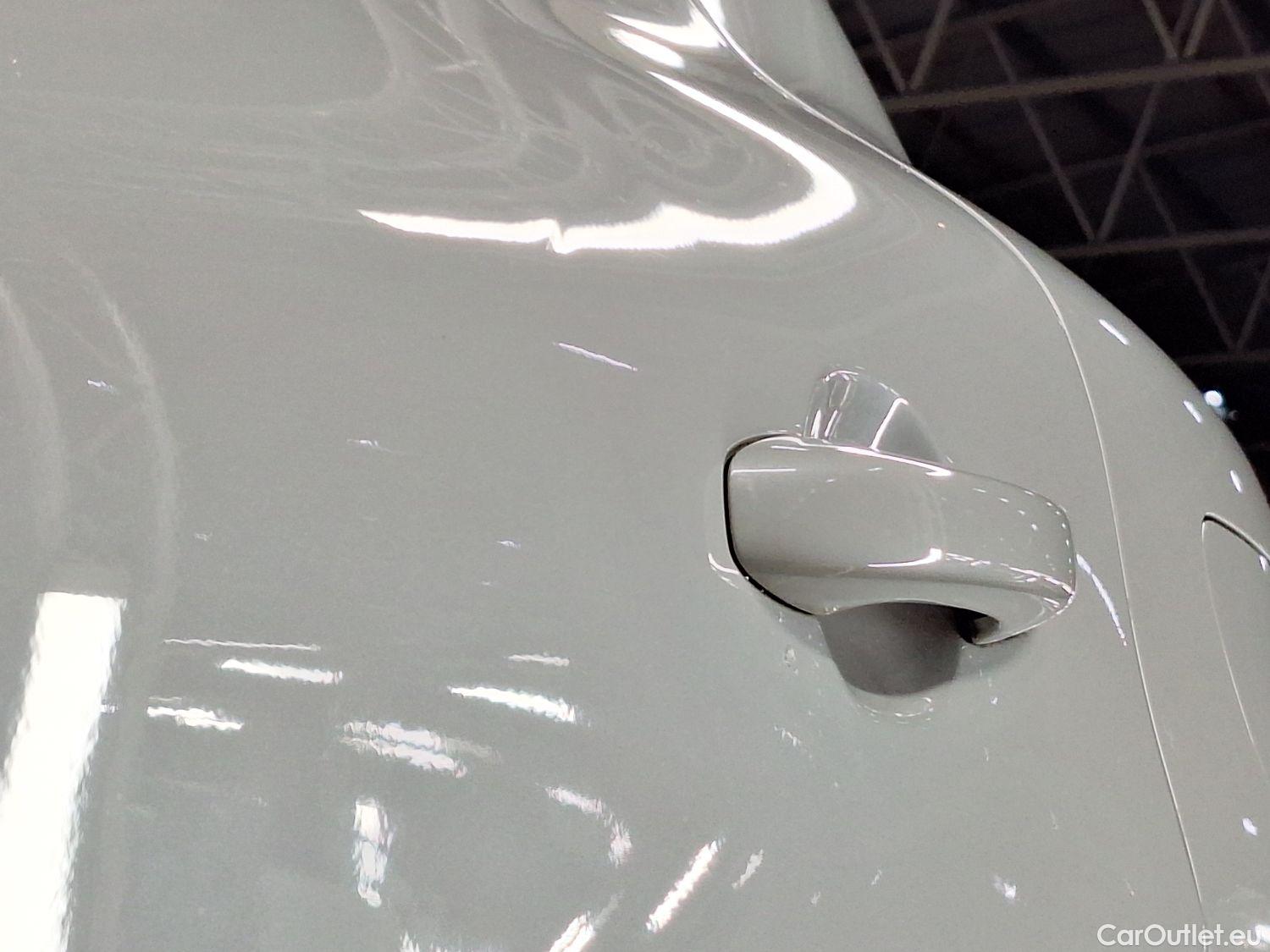  Renault  Captur Renault,  '19, Renault  E-TECH Plug-in Hybrid Initiale Pari #18