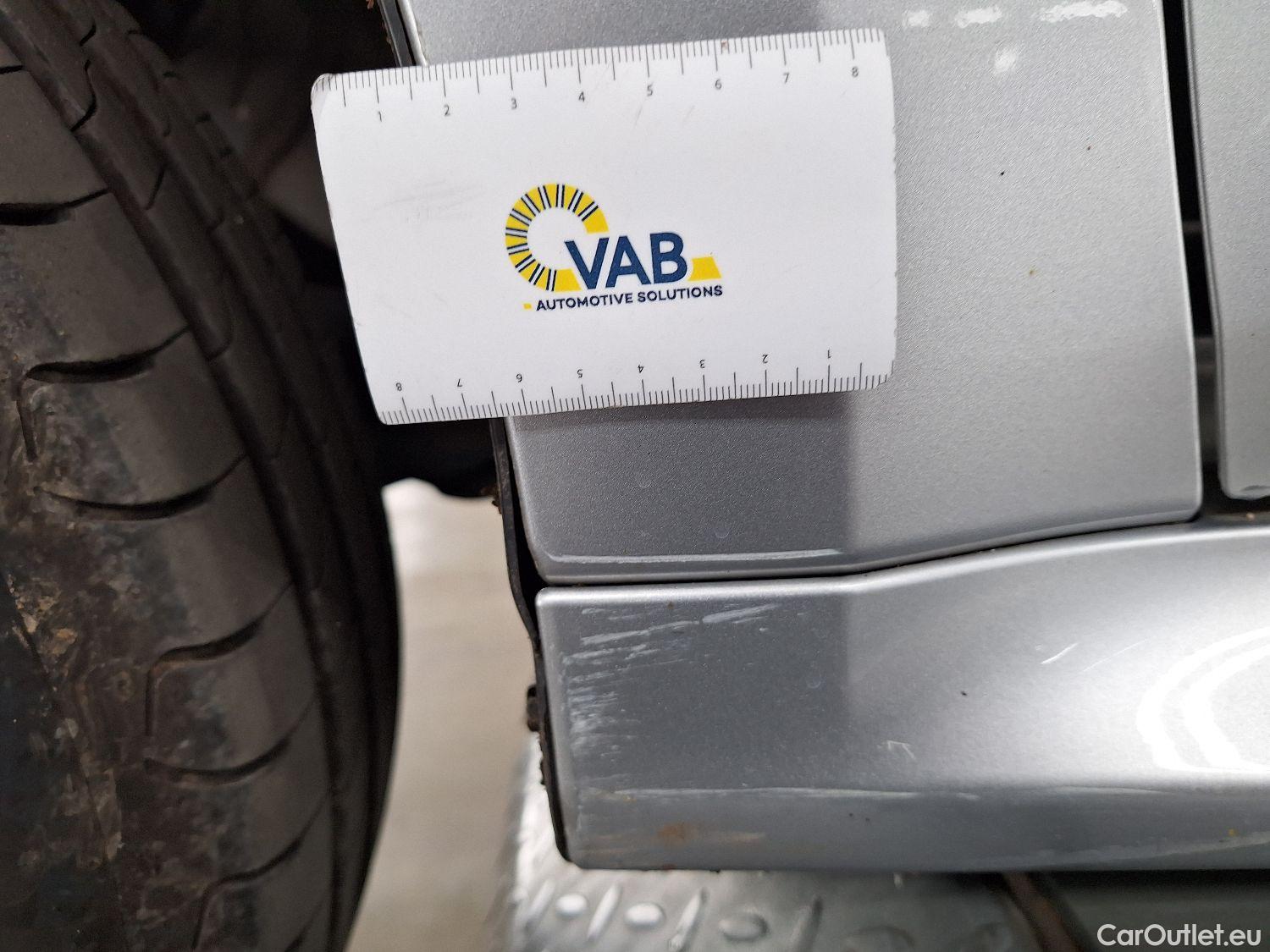  Toyota  Yaris Toyota,  '20, Toyota  1.5 VVT-i Hybrid Dynamic e-CVT 5d #40