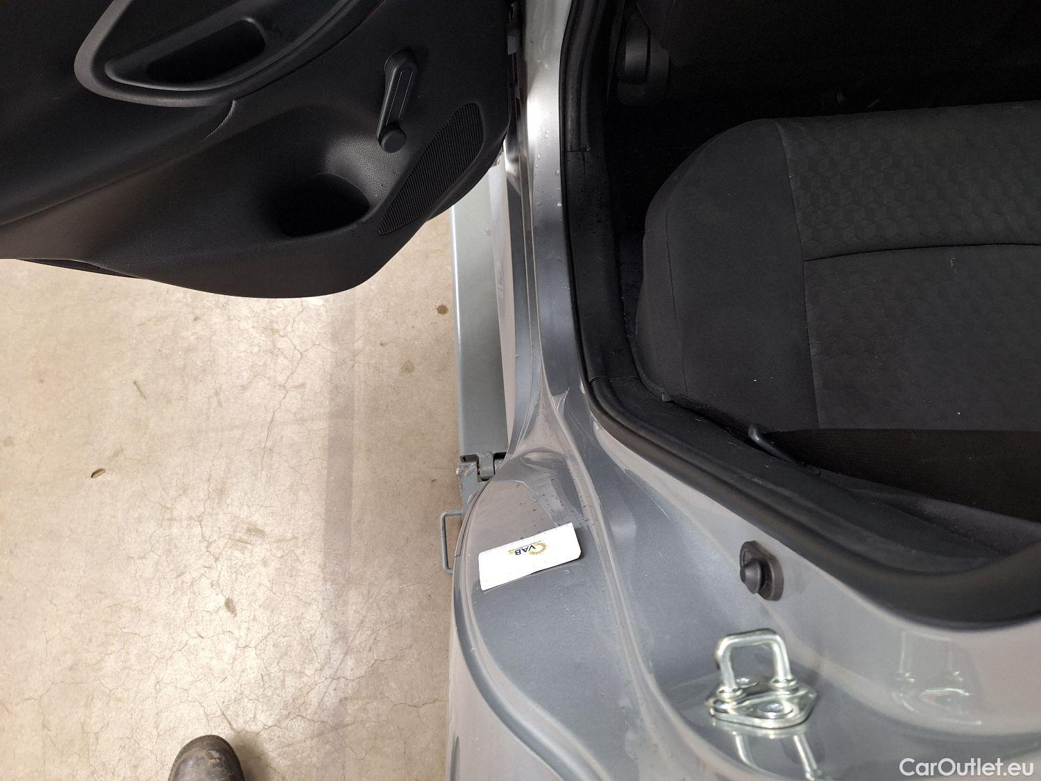  Toyota  Yaris Toyota,  '20, Toyota  1.5 VVT-i Hybrid Dynamic e-CVT 5d #50