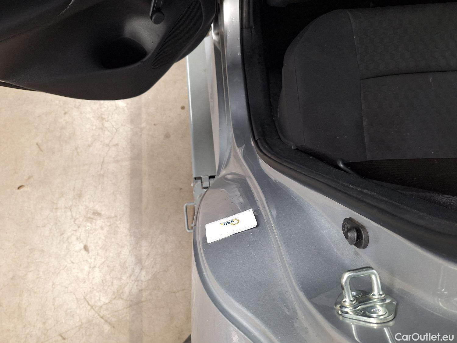  Toyota  Yaris Toyota,  '20, Toyota  1.5 VVT-i Hybrid Dynamic e-CVT 5d #47