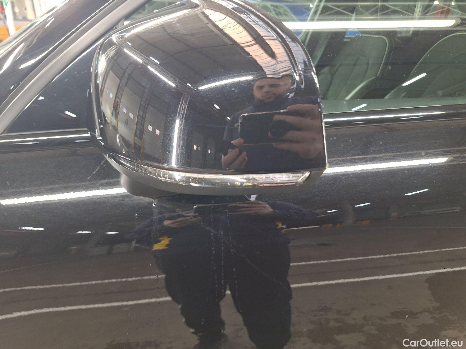  Volvo  XC 40 Volvo, XC40 '17, Volvo XC40 T5 Twin Engine R-Design 5d #36