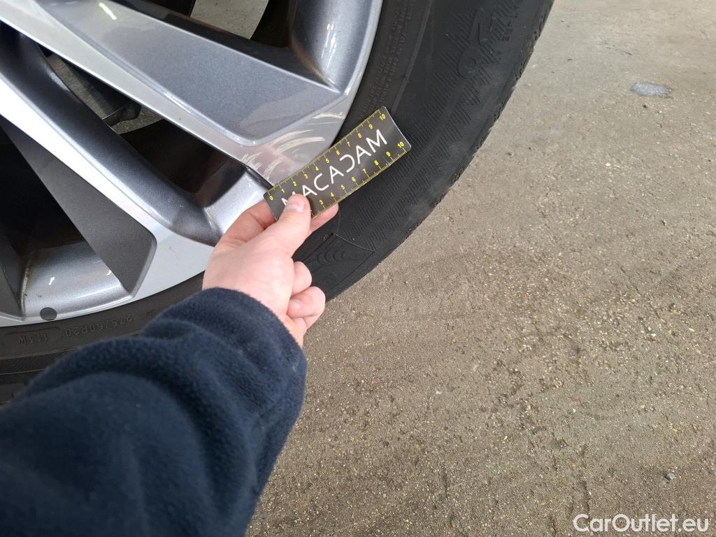  Mercedes  G-Klasee MERCEDES-BENZ GLE / 2019 / 5P / SUV GLE 350 e 4MATIC Avantgarde Line #21