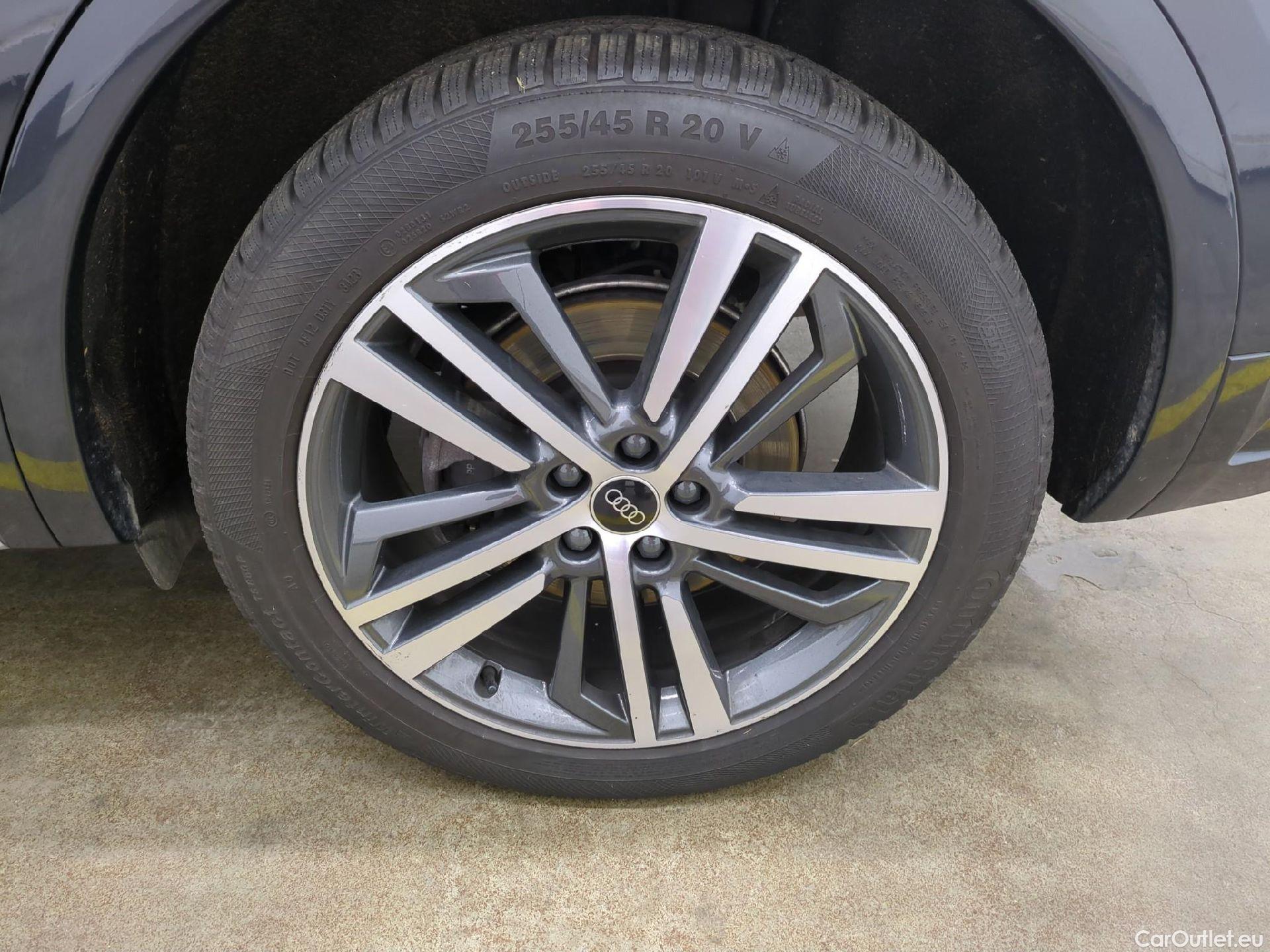  Audi  Q5 AUDI  / 2020 / 5P / SUV 50 TFSI e 299 QTT S TRONIC 7 AVUS #5