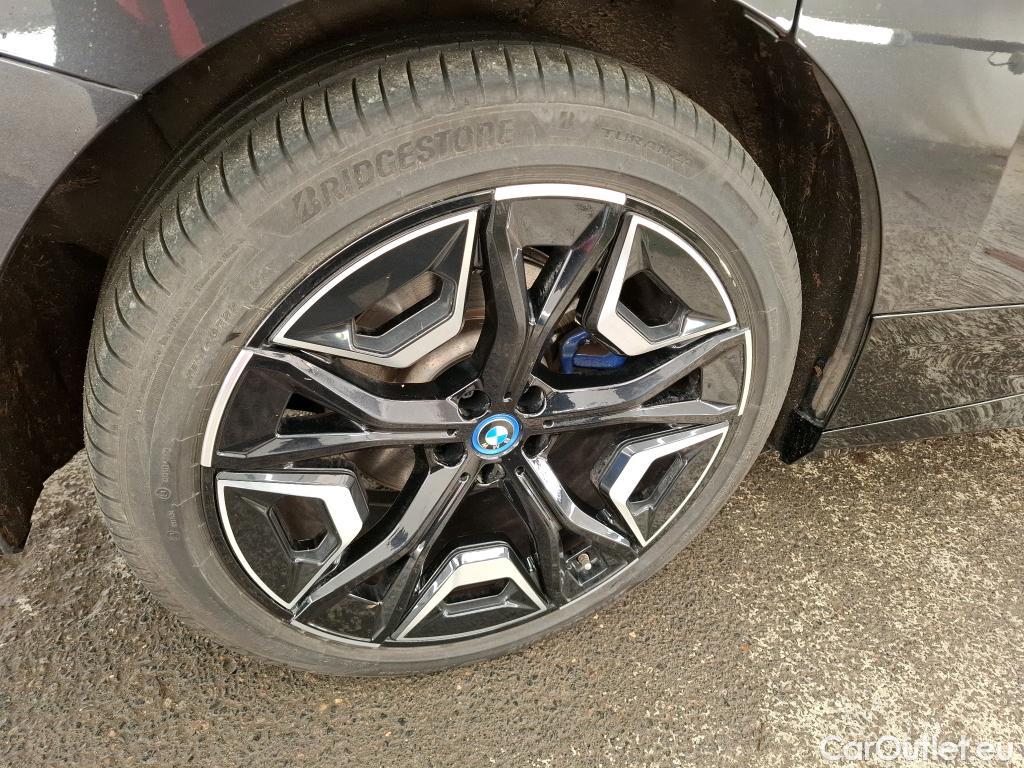  Bmw  iX Série  50 xDrive 111kWh BVA #1